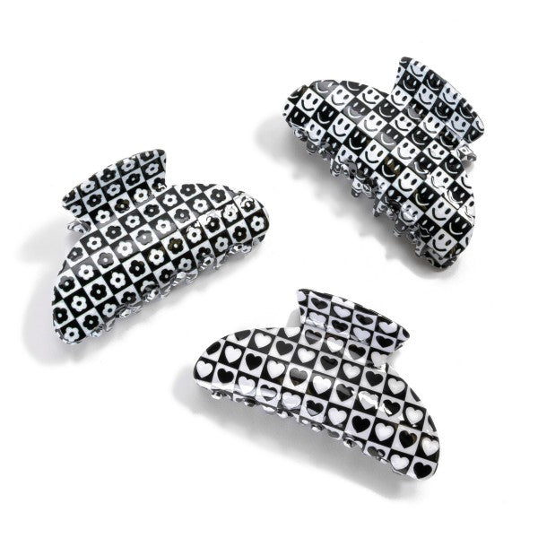 Black & White Floral Checkered Claw Clip